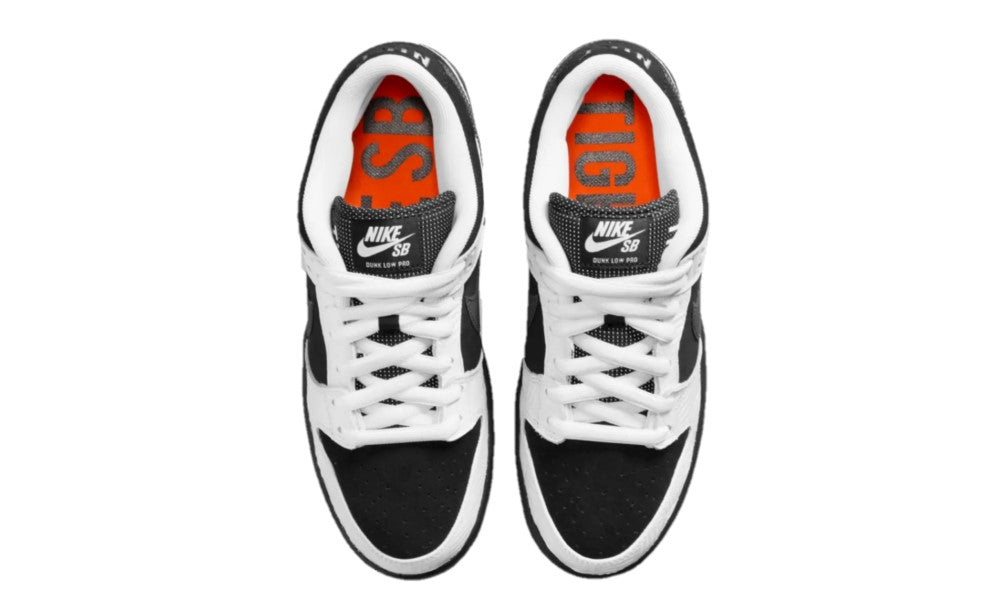 Nike SB Dunk Low Tightbooth