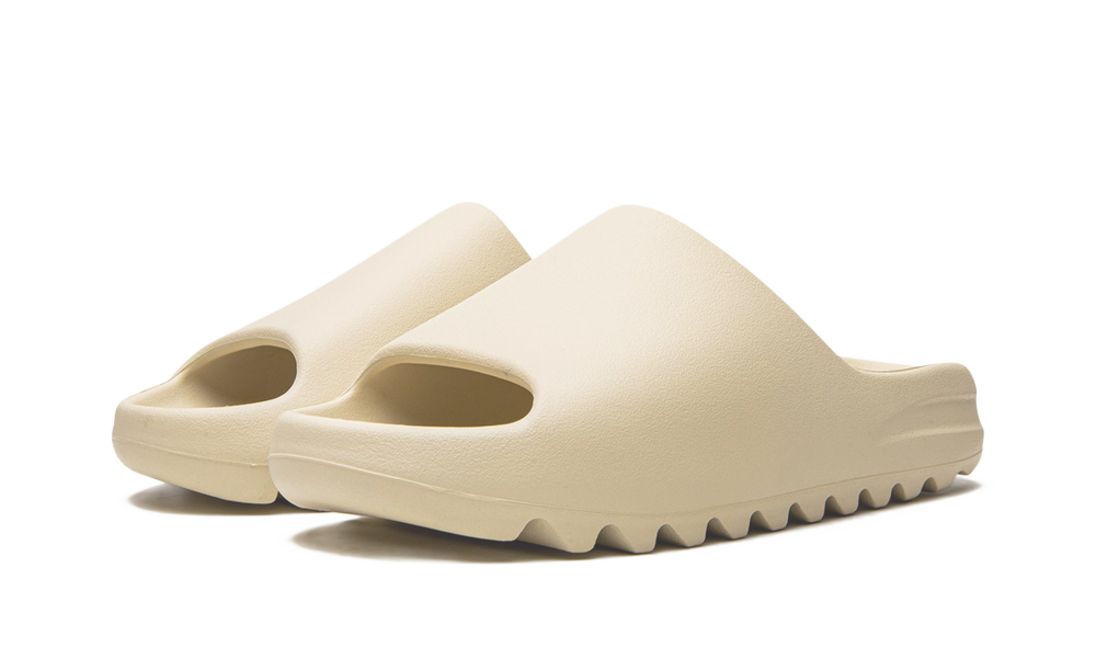 Yeezy Slide Bone (Restock)