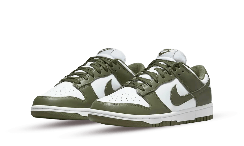 Nike Dunk Low Medium Olive (W)