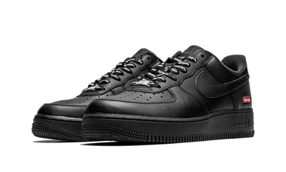 Nike Air Force 1 Low Supreme Black